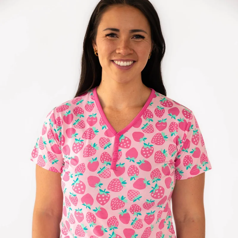 Sweet Strawberries Women's Short Sleeve Pajama Top