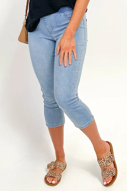 Betty Basics Maisie Capri Jean Ice Blue