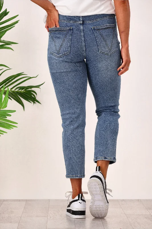 Shine On Label Jasper Cropped Girlfriend Jean Washed Indigo