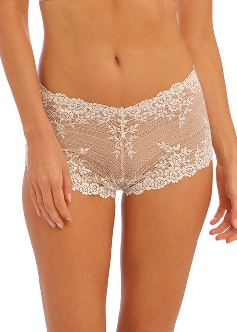 Embrace Lace Boyshort Naturally Nude / Ivory