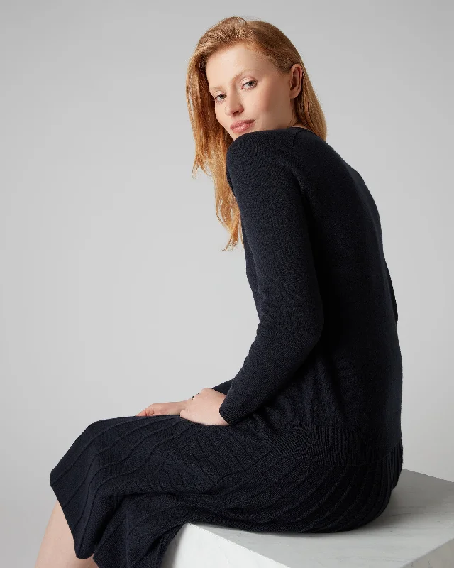 Women's V Necked Cashmere Cardigan Navy Blue