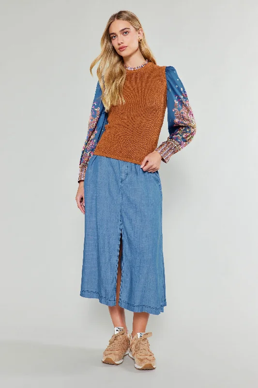 Paisley Contrast Sleeve Knit Top